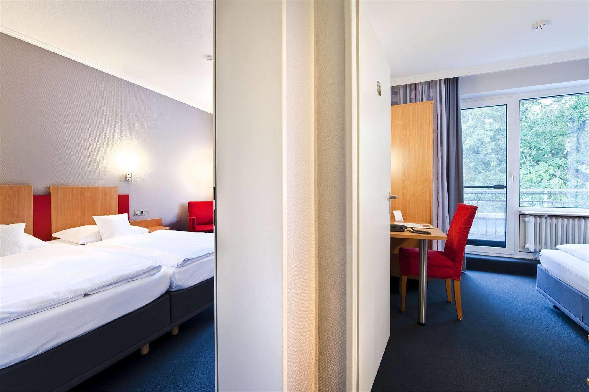 Ringhotel Ahrensburg Kültér fotó